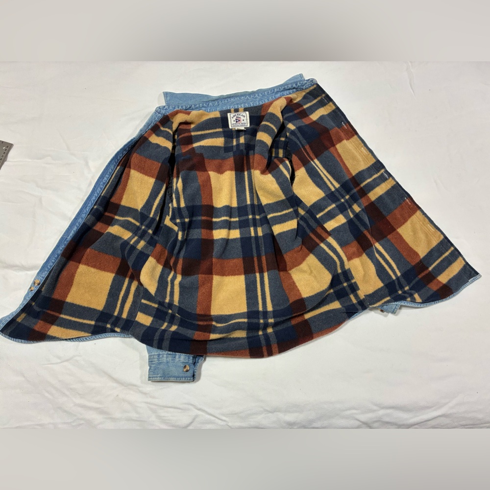 American Blue‎ Vintage Light Wash Denim Plaid Fleece Lined Shacket